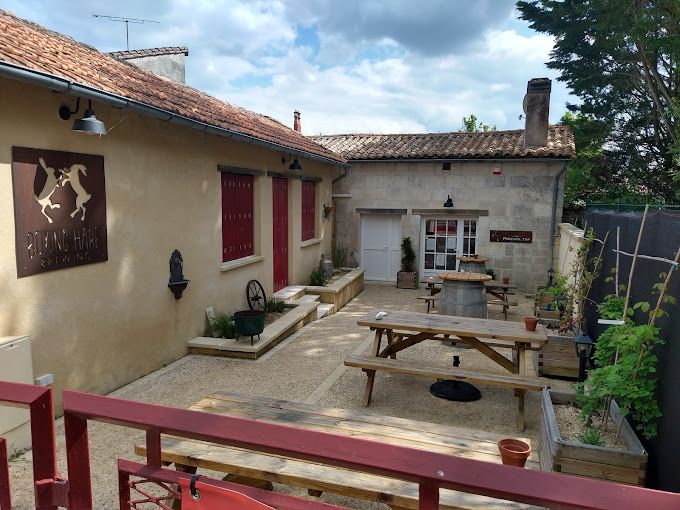 LA ROCHE-CHALAIS Maison de village avec dépendances - Parcoul  (Dordogne) 5 pièce(s) 180 m2 1