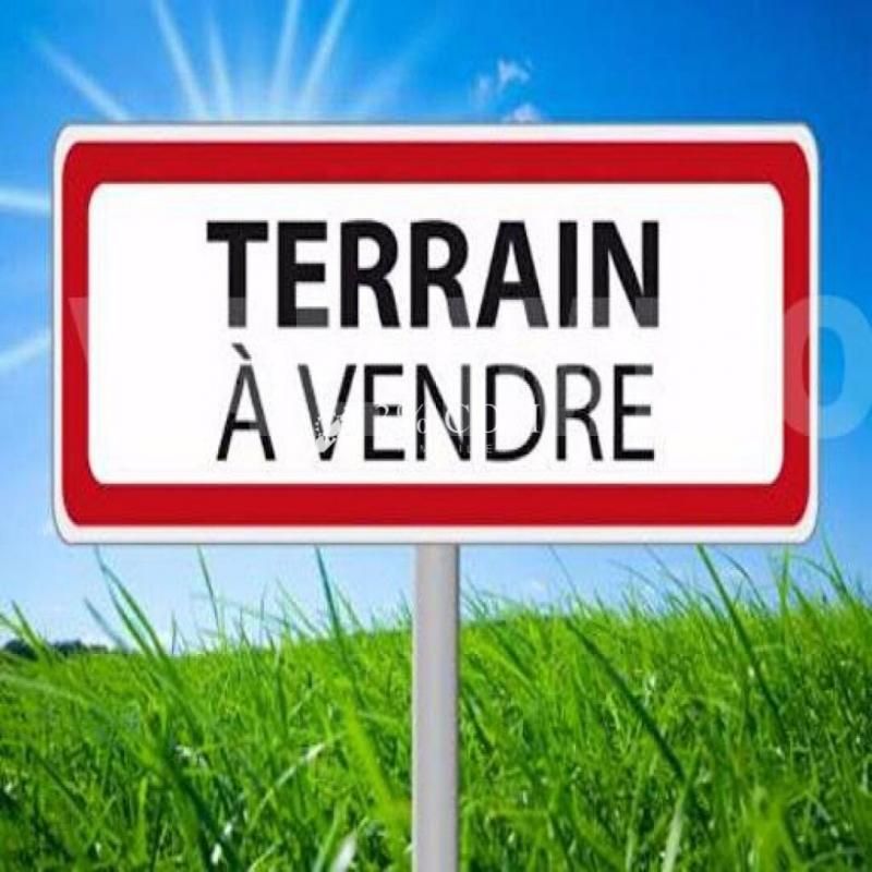 LIRE Terrain Lire 600 m2 1