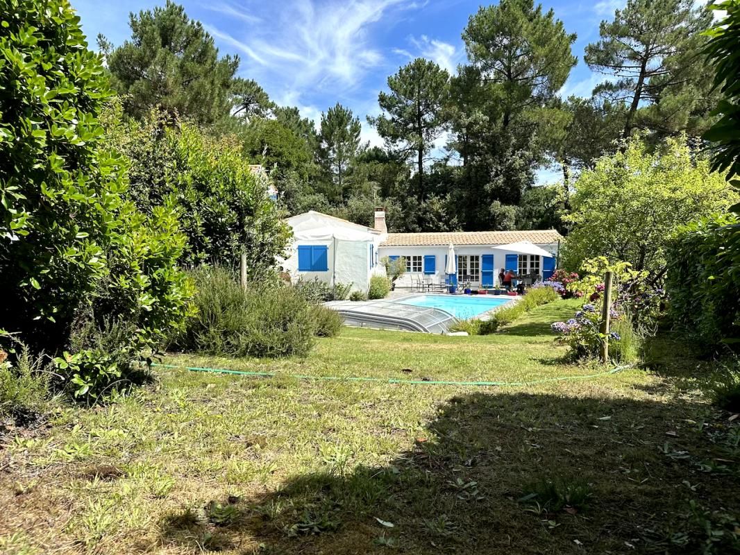 Maison familiale 7 chambres Piscine - Bois de la Chaise190 m2