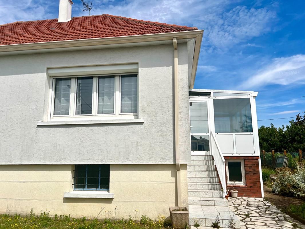 VENDOME Maison  3 pièce(s) 70 m2 2