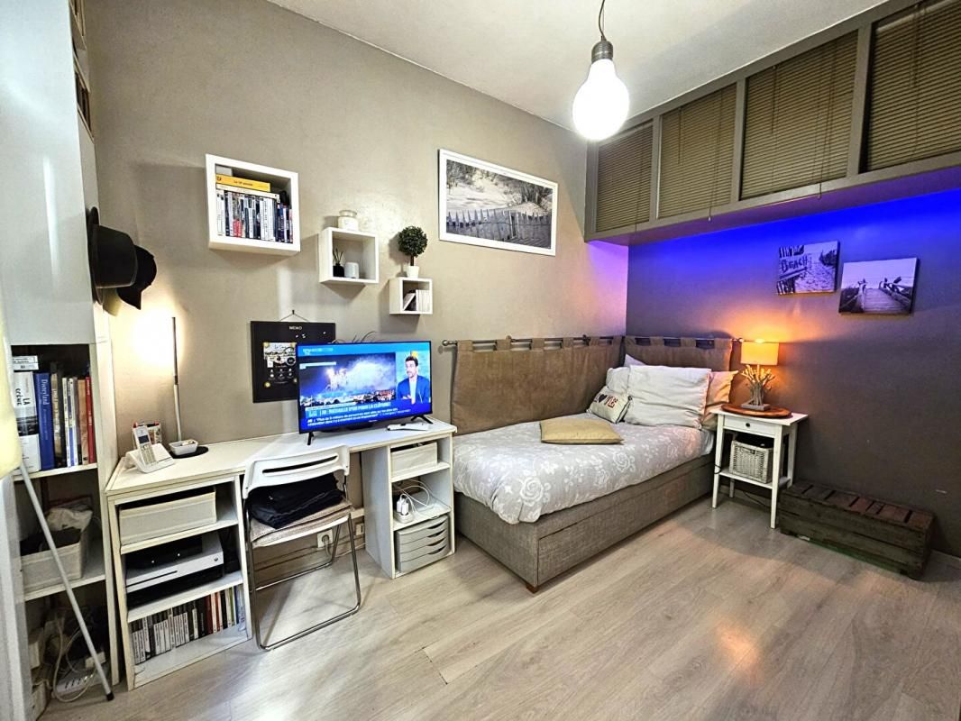 PARIS-16E-ARRONDISSEMENT Studio Paris 16ème 14.38 m2 2