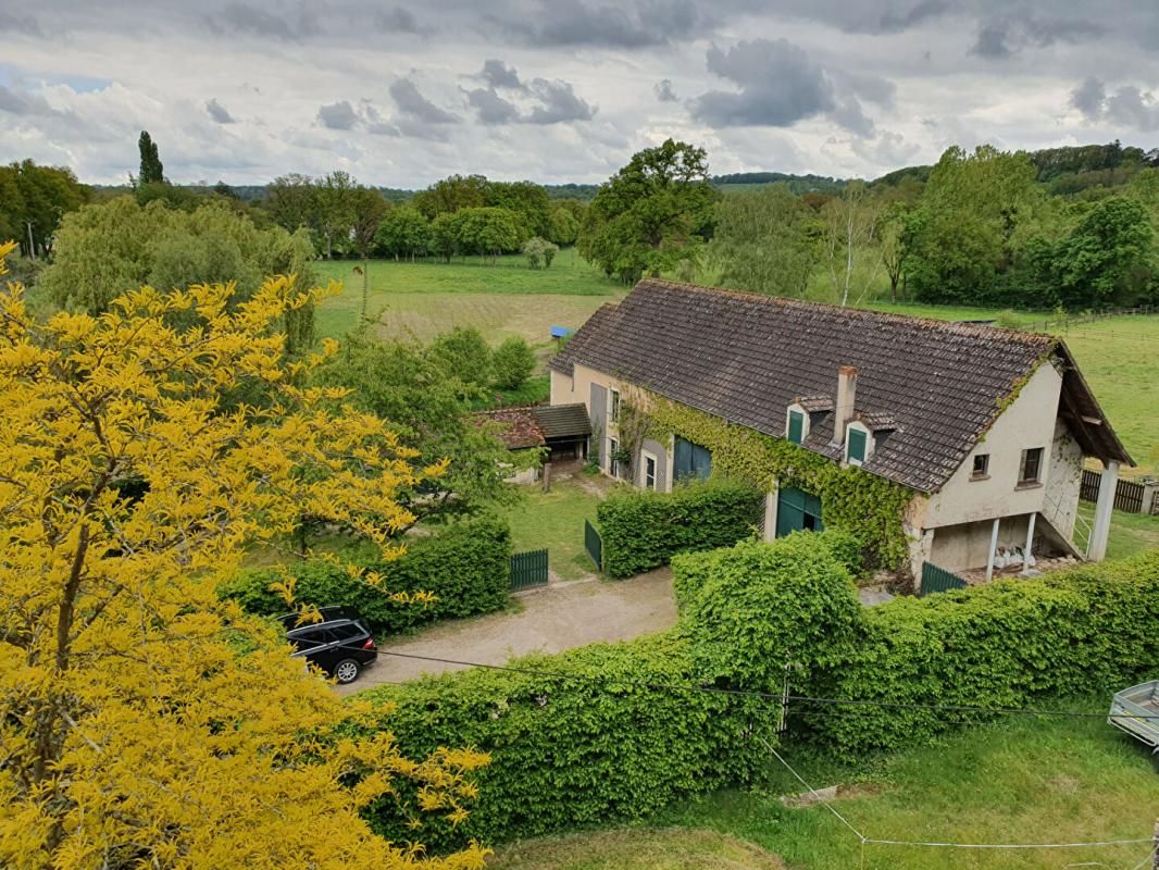 ARGENTON-SUR-CREUSE Belle Propriété  2 maisons + gites+ dépendances sur 14 ha 4