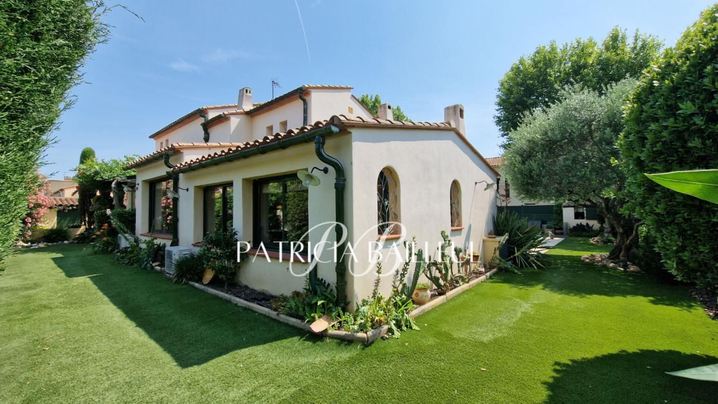 PERPIGNAN Villa style provençale  de 180 m2 avec Piscine sur un terrain de 638 m2 4