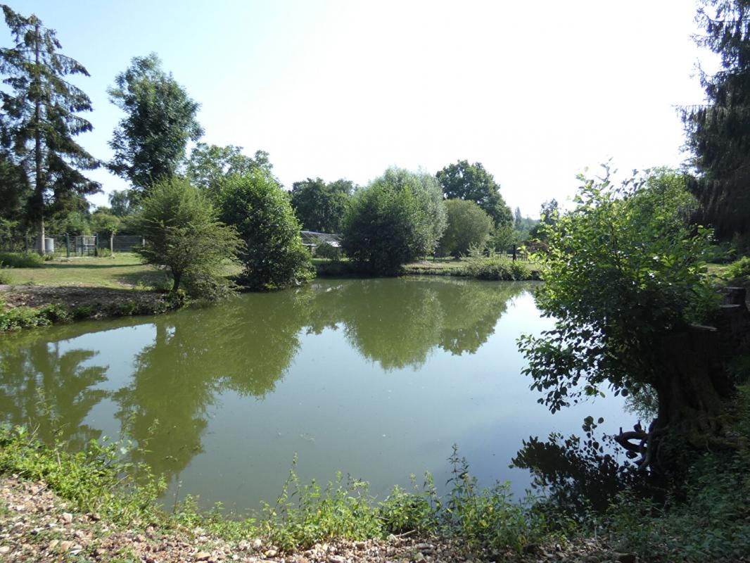 MARCILLY-SUR-EURE Magnifique terrain de loisirs 2