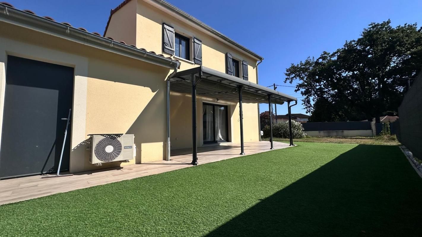 Maison T4 de 100 m² à Roques-sur-Garonne