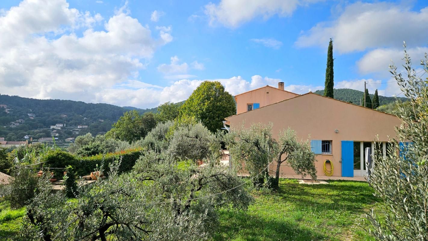 Bastide provençale à deux pas du village de Figanières