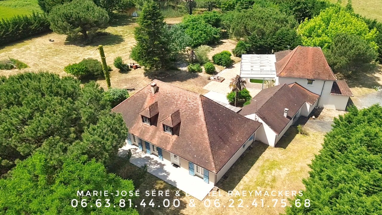 Maison Saint Remy 10 pièce(s) 273 m2 avec gite, garage, 1ha