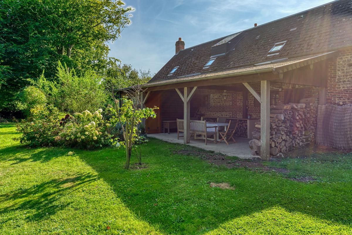 ETRETAT Bénouville, secteur protégé et recherché, calme et proche GR21 3