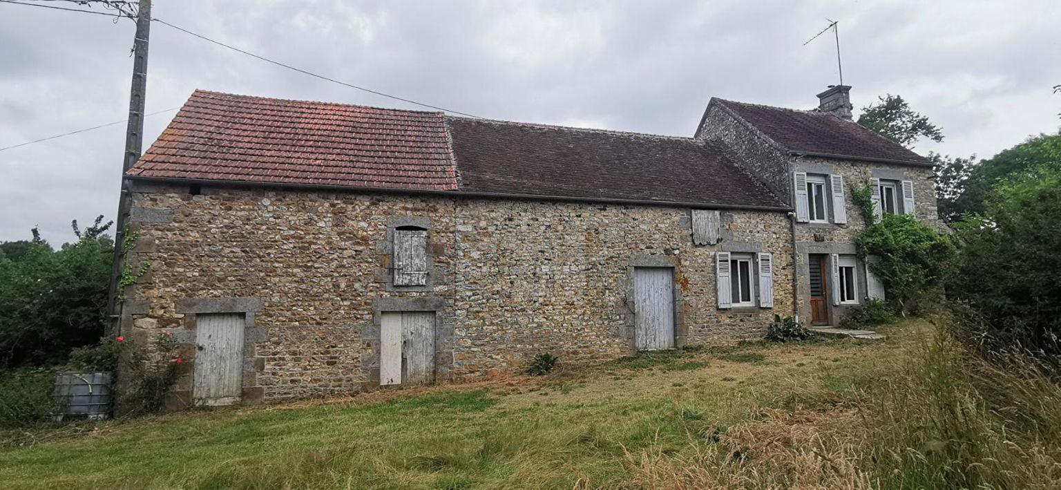 SAINT SAUVEUR DE CARROUGES (61320) Longère, 5 pièces, 2 chambres, 75 m2, PRIX  95 990  honoraires  6,66% à la charge de l'acquéreur  soit 90 000  hors honoraires