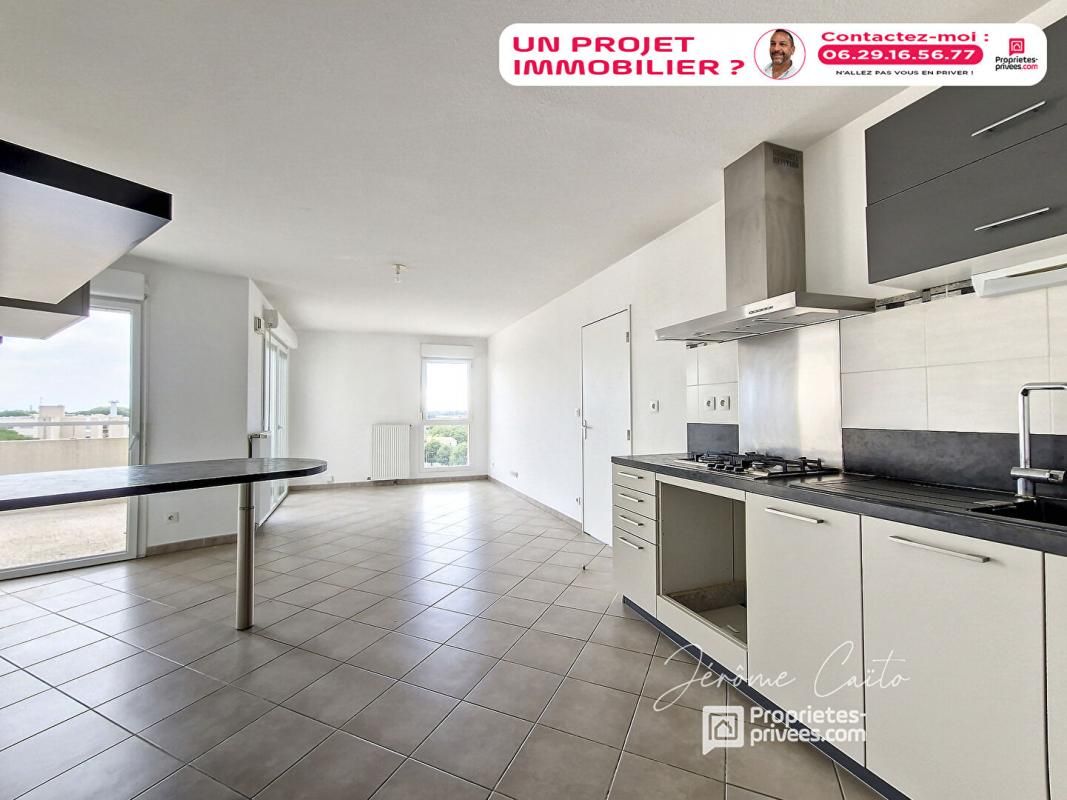 NIMES Appartement Nimes 3 pièce(s) 66 m2 + 2 PP 1