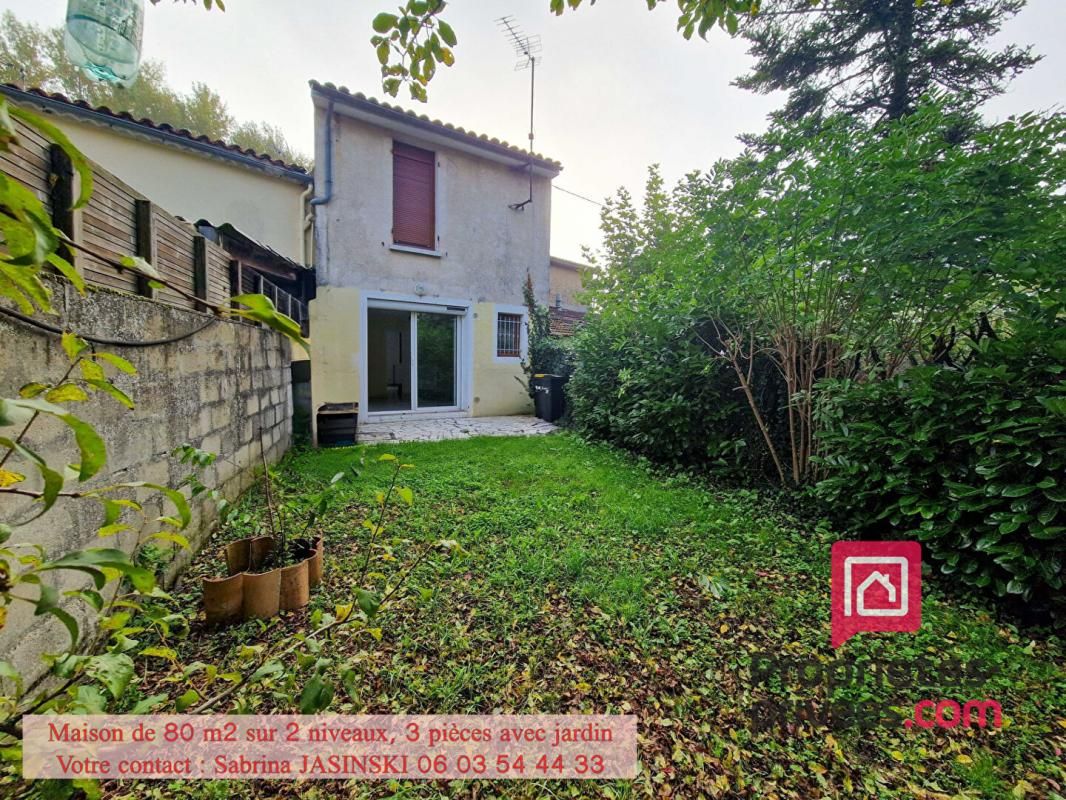 Maison de ville à Langon, 80 m2, 3 pièces, avec jardin