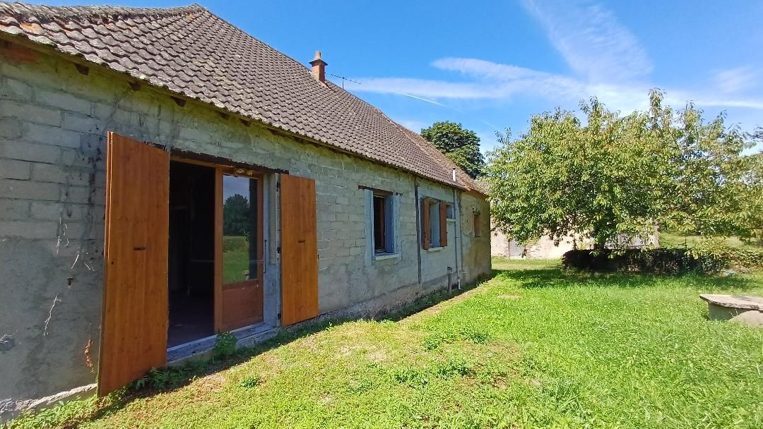 EGUZON-CHANTOME Maison Eguzon Chantome 3 pièce(s) 85 m2 2