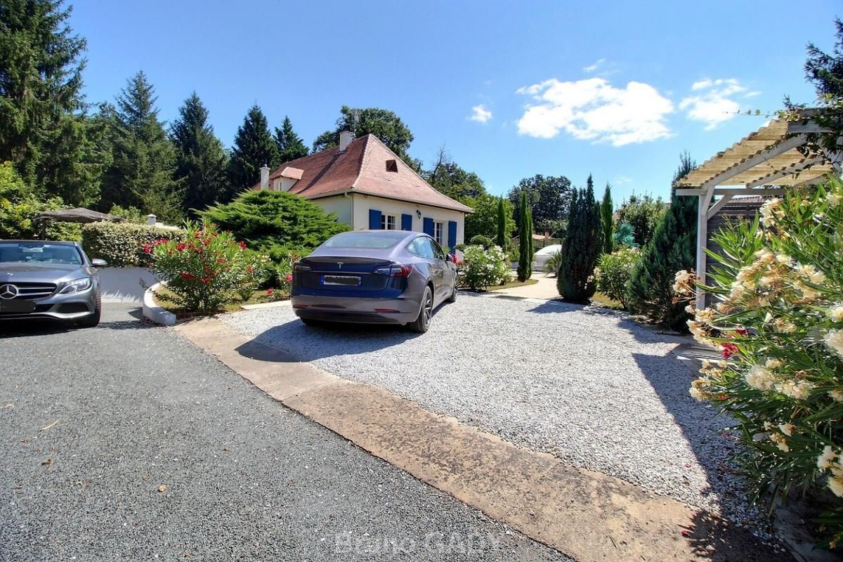 BERGERAC VIAGER LIBRE. Maison  et studio, avec piscine, proche Bergerac 9 pièce(s) 260 m2 3