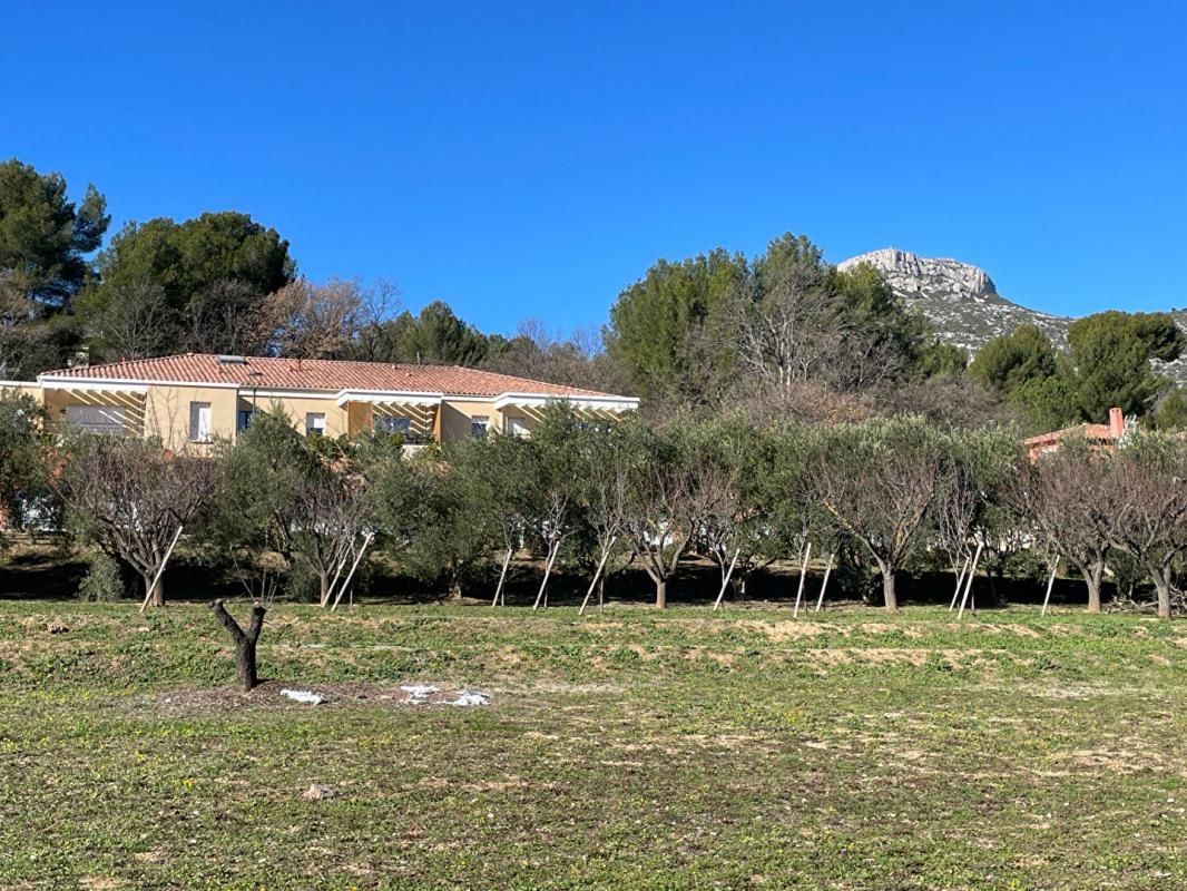 Exclusivité, Aubagne Résidence "Le domaine des Solans", appartement  T4 rez de jardin