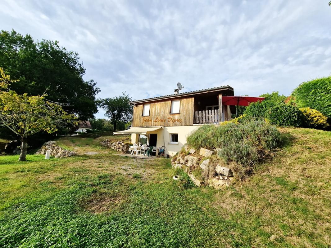 24570 Condat-sur-Vézère : Chalet Norvégien avec piscine