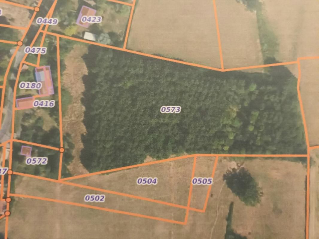 Propriété à vendre à fort potentiel Proche de Paray le monial  sur 2.09 ha dont 1.7 ha en bois