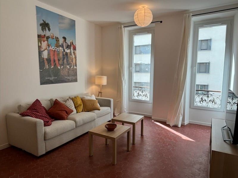 MARSEILLE-3E-ARRONDISSEMENT Colocation pour 4  dont 2 chambres  avec salle de bains privées 2