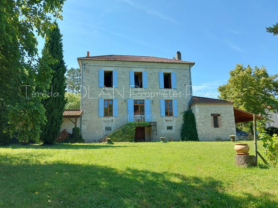 CLAIRAC Propriété : Maison en pierre  du 19ème, 7 pièce(s) 215 m2 avec Etang, Parc, Vue 3