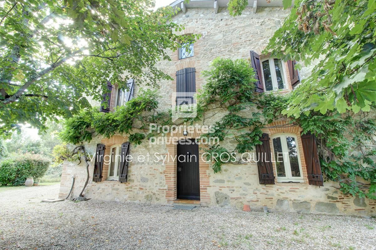 LAVAUR Maison  5 pièce(s) 180 m2 1