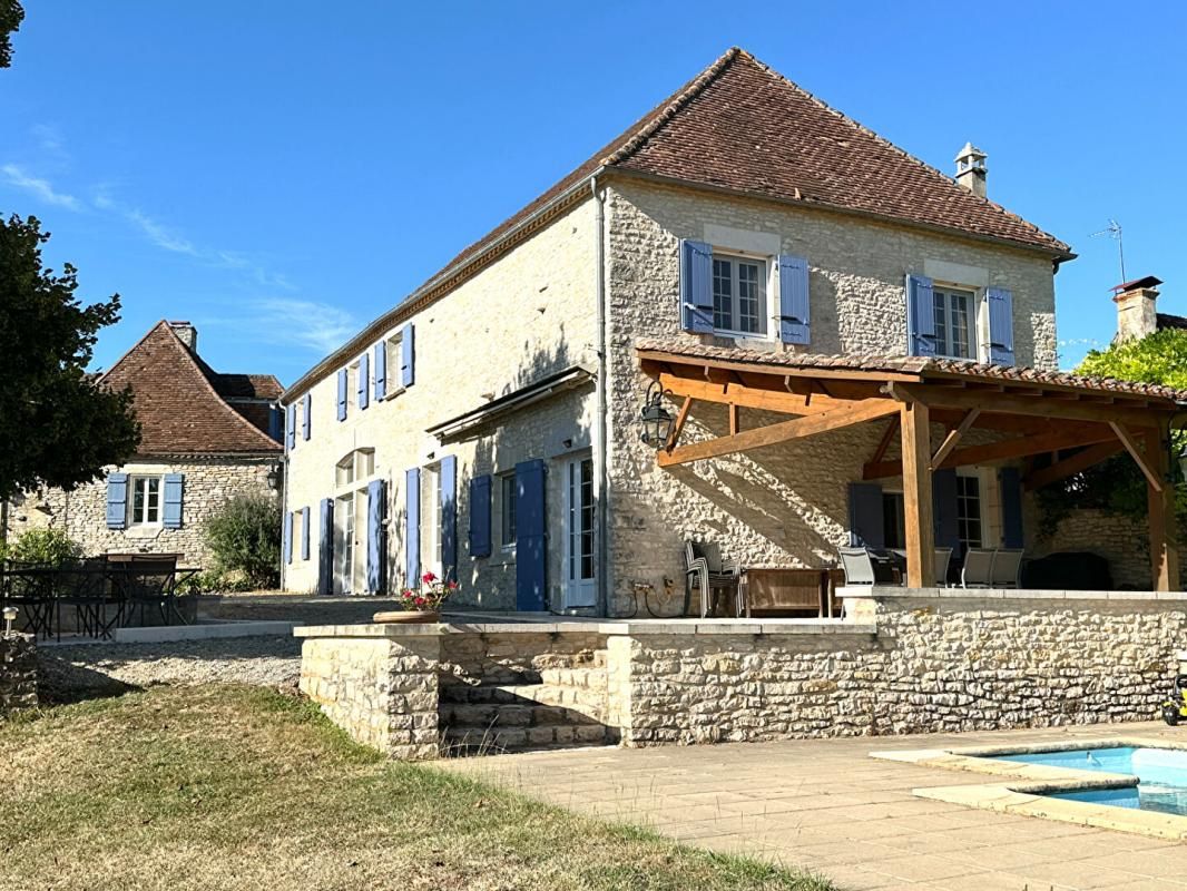 TOURTOIRAC MAISONS EN PIERRES 2