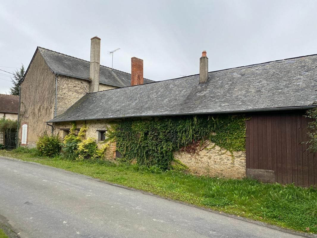 BOUERE Maison Bouère 4 pièce(s) 122 m2 avec dépendances 3