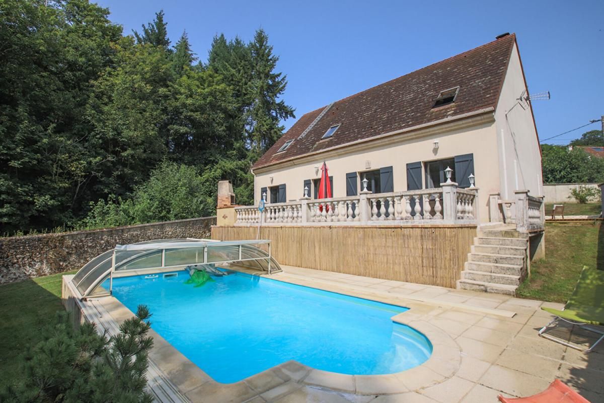 LAINVILLE-EN-VEXIN EXCLUSIVITÉ PROPRIÉTÉS-PRIVÉES - Maison familiale avec piscine 1