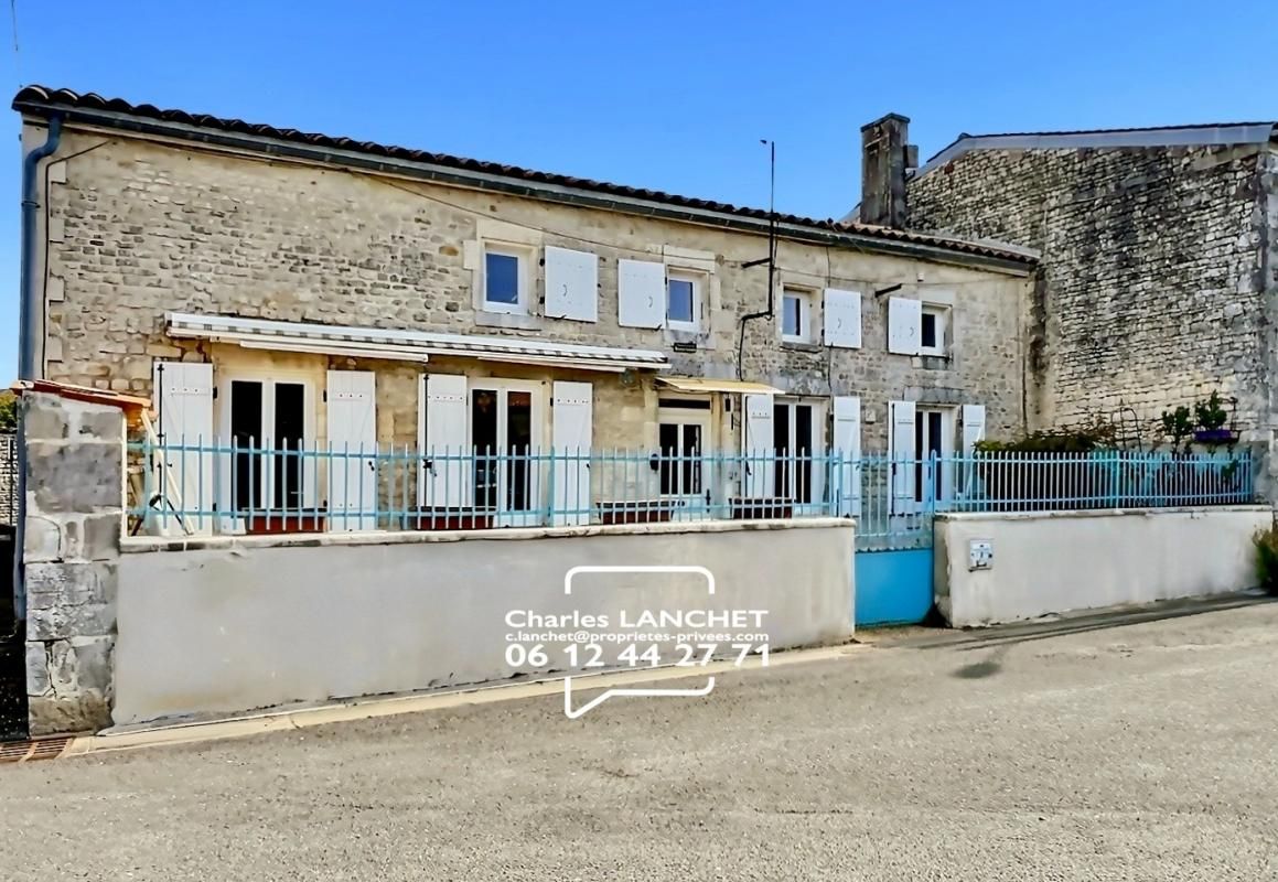 Maison de village  120 m2