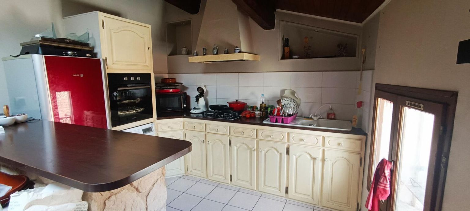 BEZIERS Appartement Mansardé avec 2 Chambres - quartier nouvelle poste 3