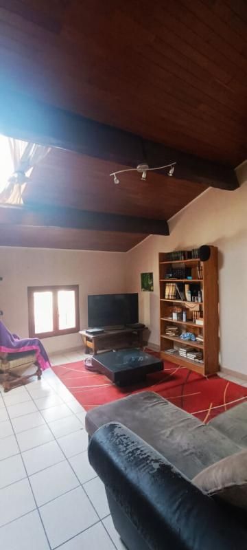 BEZIERS Appartement Mansardé avec 2 Chambres - quartier nouvelle poste 4