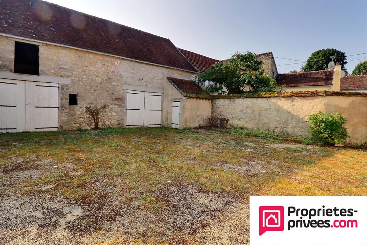 SAINT-PIERRE-LES-NEMOURS CORPS DE FERME - Saint Pierre Les Nemours 6 pièce(s) 140 m2 3