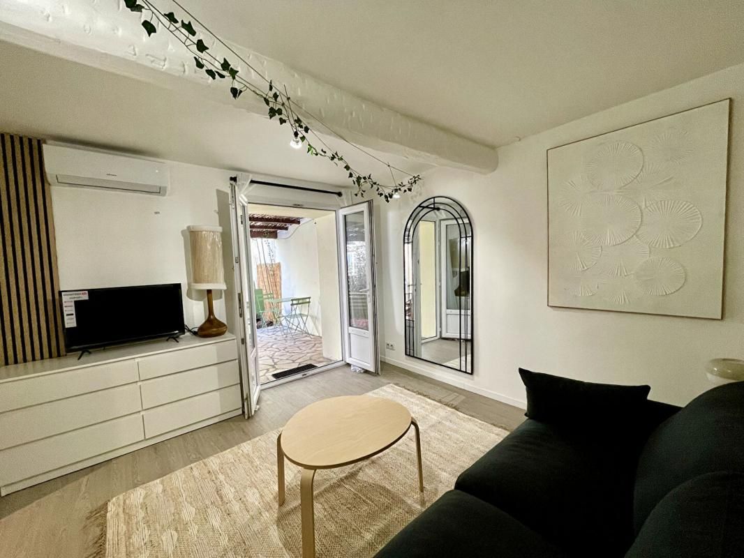 TOULON Belle Opportunité : Appartement Cocooning T1 avec extérieur et piscine - Toulon (83100 Saint-Jean du Var) 3