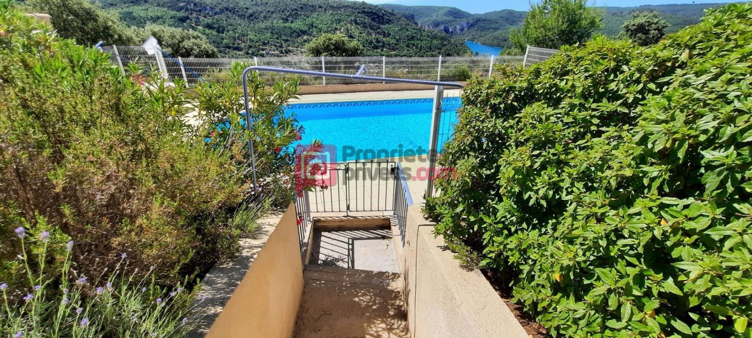 ESPARRON-DE-VERDON Propriété de 310 m² avec Piscine et Terrain 2