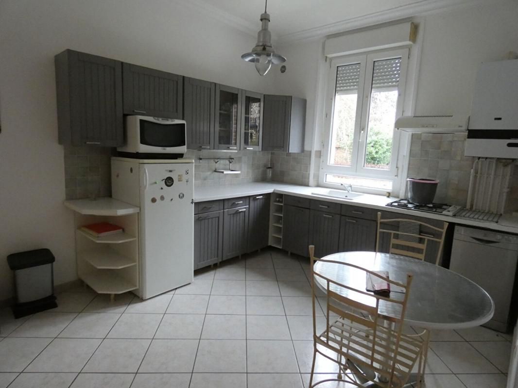 EVREUX Maison 85 m² Evreux modeste Leroy 2