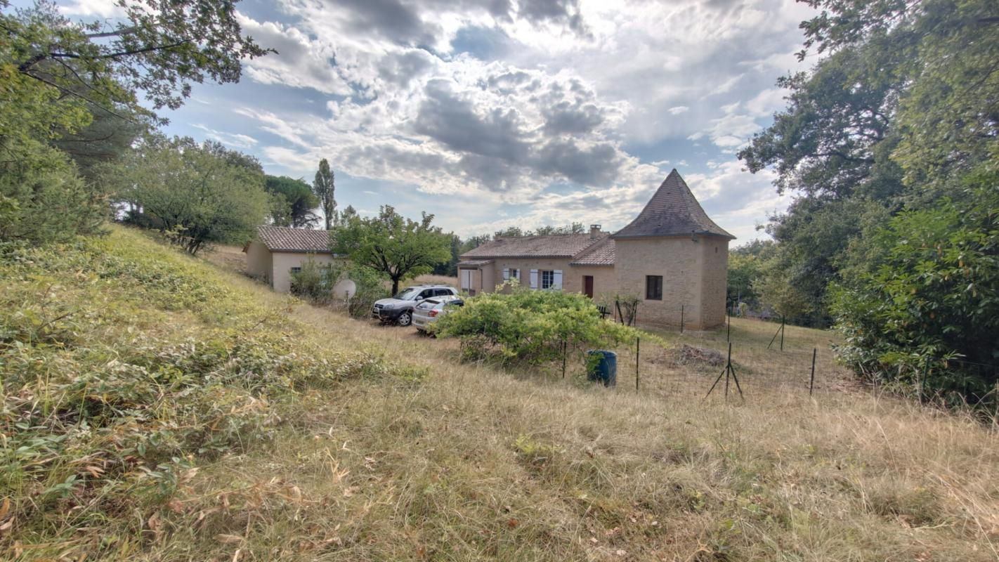 ALLES-SUR-DORDOGNE Maison 110 m2 de plain pied avec double garage 2