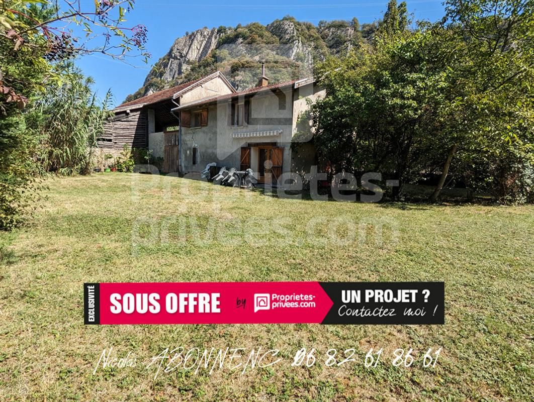 VARCES-ALLIERES-ET-RISSET Maison  4 pièces 88.40 m² 1