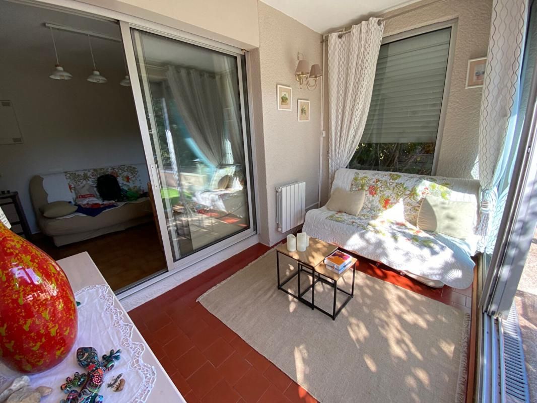 BANDOL Appartement Bandol 2 pièces 32 m2 jardin, parking et piscine 3