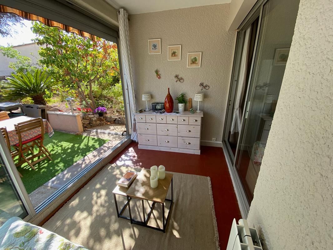 BANDOL Appartement Bandol 2 pièces 32 m2 jardin, parking et piscine 4