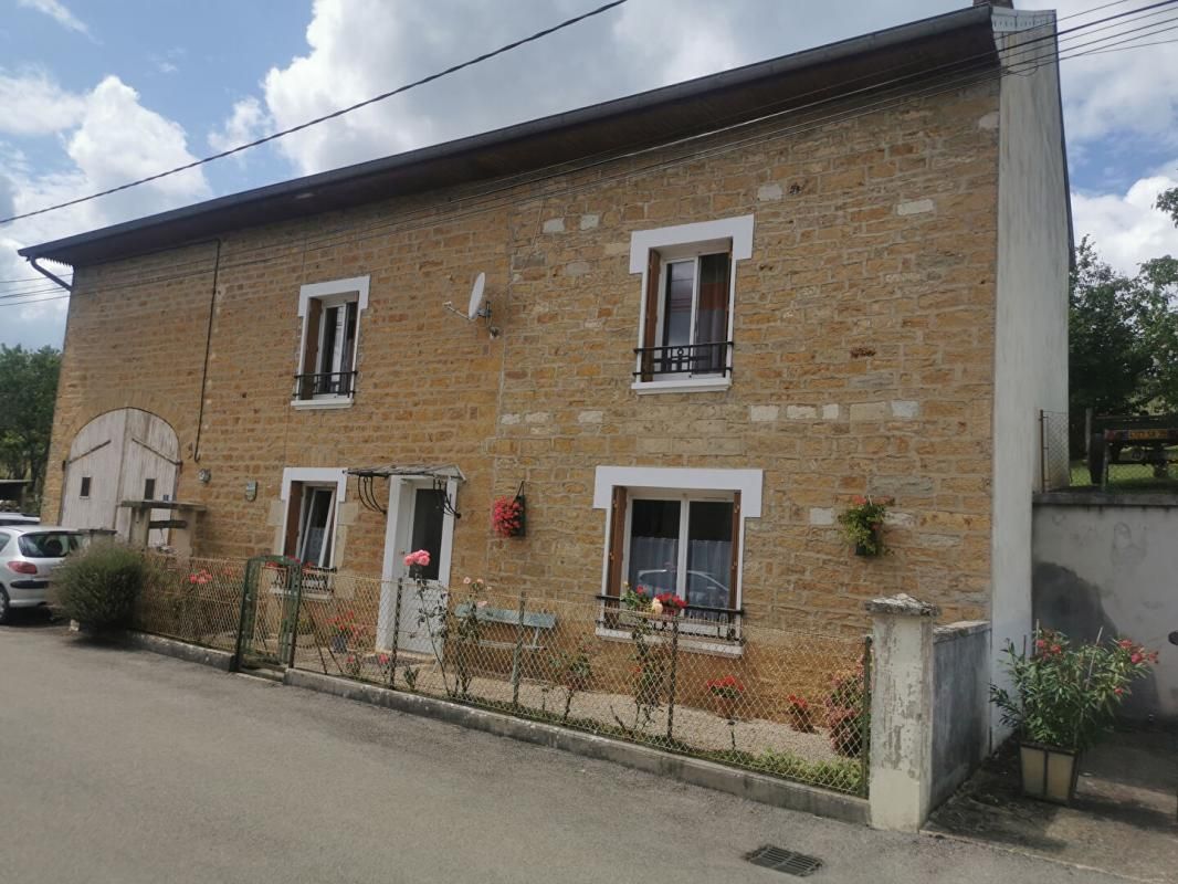 POLIGNY Maison viager secteur Poligny 4 pièce(s) 102 m2 2