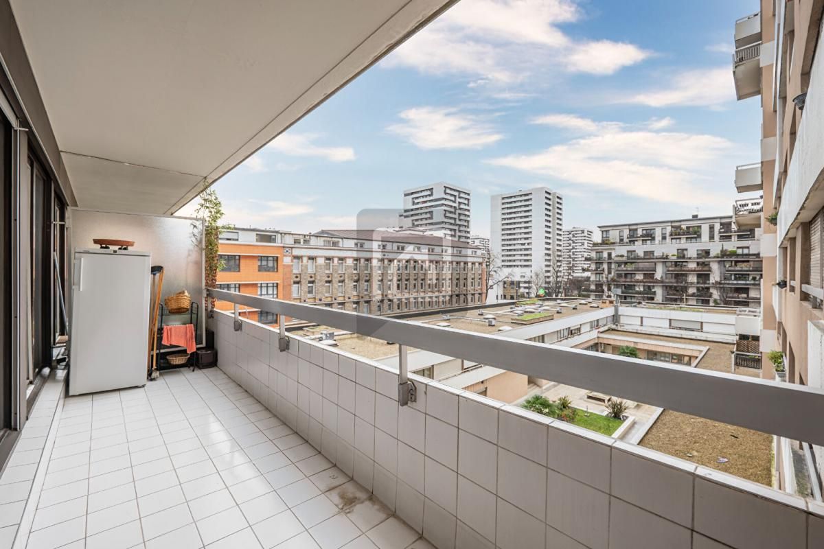 EXCLUSIVITE - Appartement Paris 19ème 4 pièces 90.79 m2 + 19.83m² de balcons