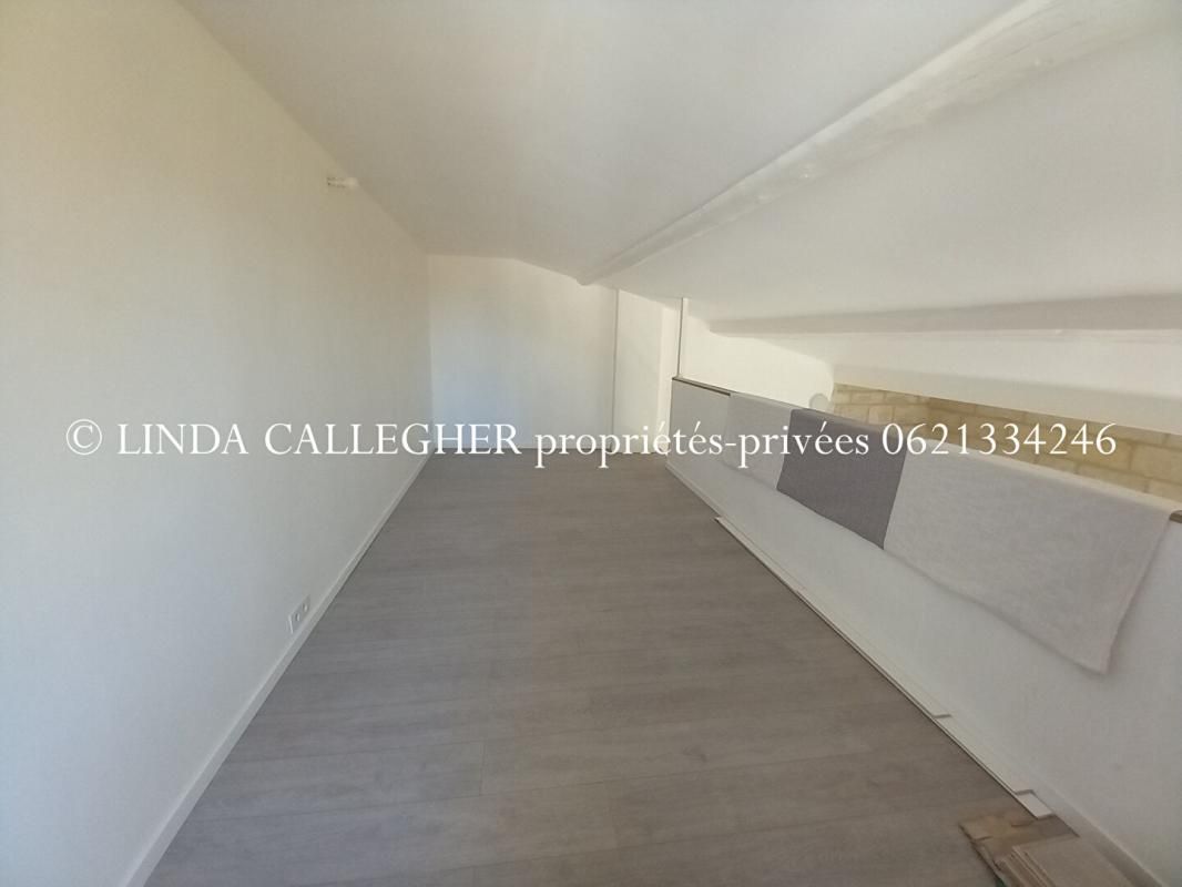 PéZENAS Appartement Pezenas 2 pièce(s) 52 m2 4