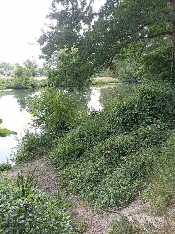 EZY-SUR-EURE Terrain de loisirs  bord de rivière 2