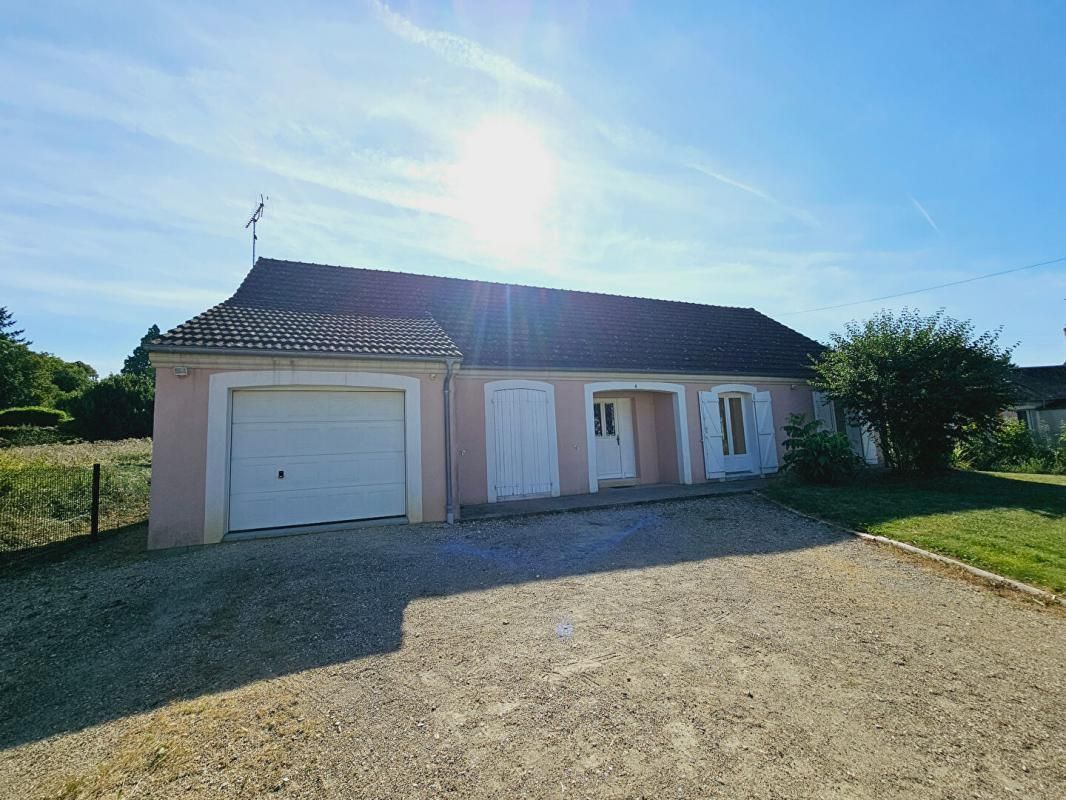 MAISON 129M² DE PLAIN PIED 4 CHAMBRES GARAGE JARDIN