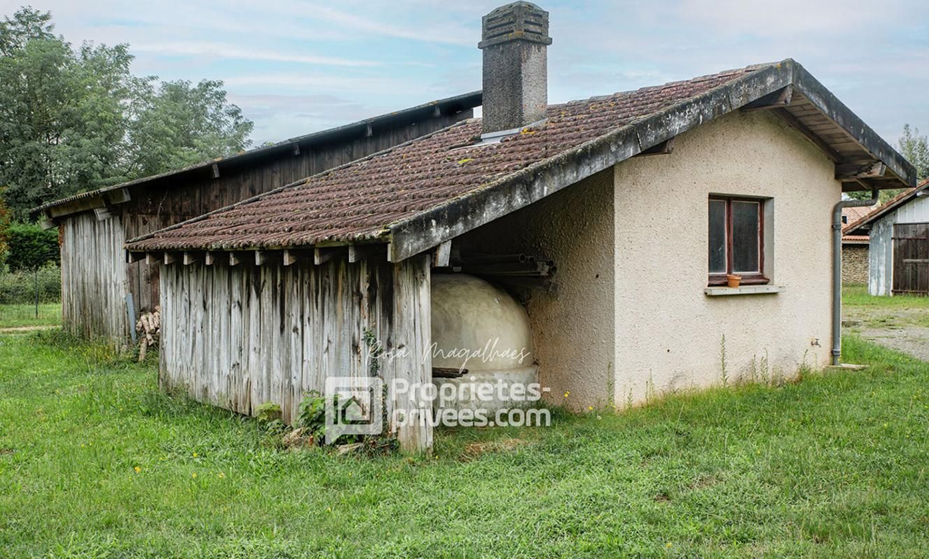 MONT-DE-MARSAN Propriété à rénover avec grand potentiel 3