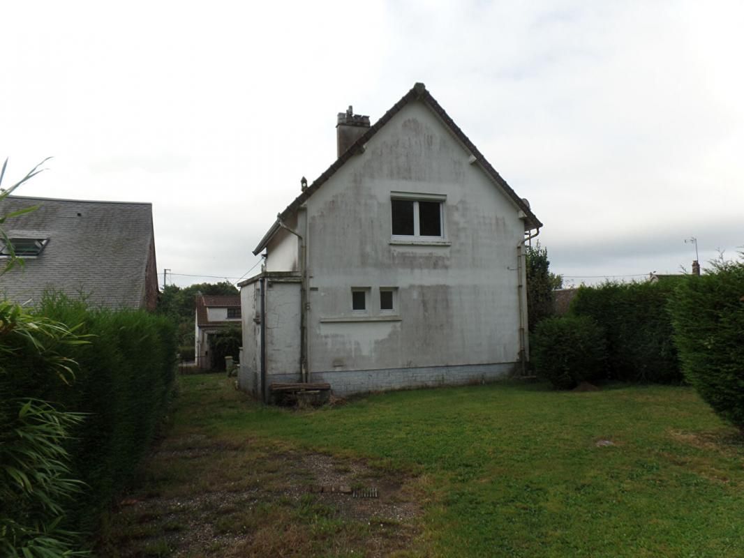 MENESLIES MAISON 3 Chambres Sous sol avec  terrain 3