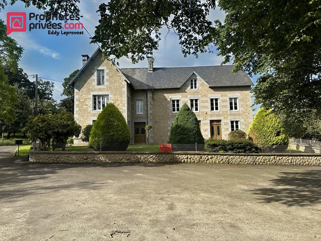 A VENDRE - Maison Romagny Fontenay 236 m2 avec terrain de 9000 m2