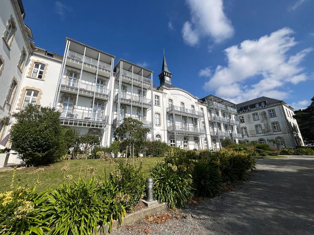 LE CROISIC Appartement avec mezzanine et vue mer 1