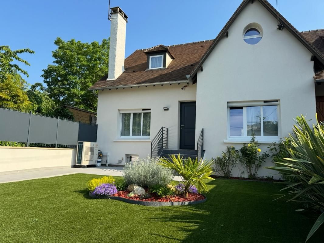 Belle maison familiale située dans un quartier recherché au calme