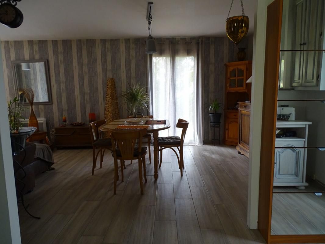 AUBAS Maison Montignac 4 pièce(s) 90 m2 3