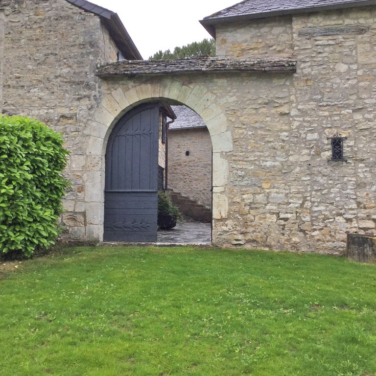 CONDAT-SUR-VEZERE MAISON CONDAT SUR VEZERE 7 pièce(s) 180 m2 3