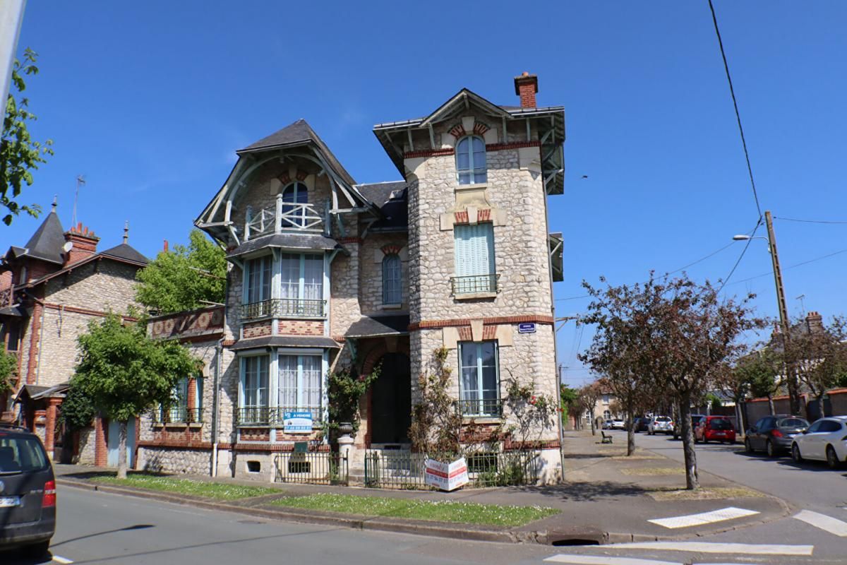 Maison de Caractère à Châteaudun - 1910